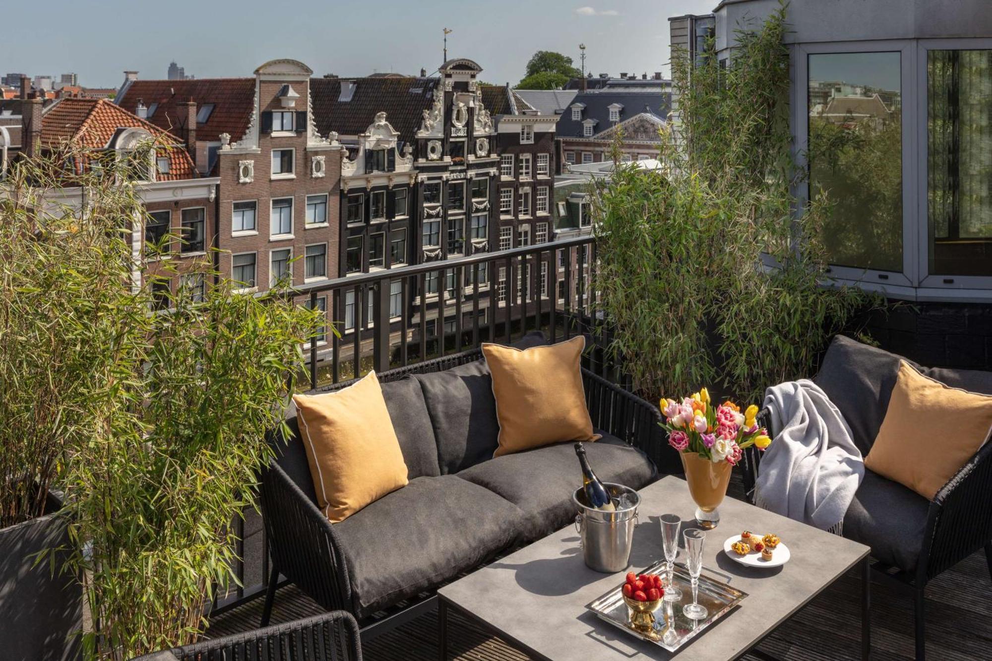 Anantara Grand Hotel Krasnapolsky Amsterdam Buitenkant foto The Terrace at the Hotel